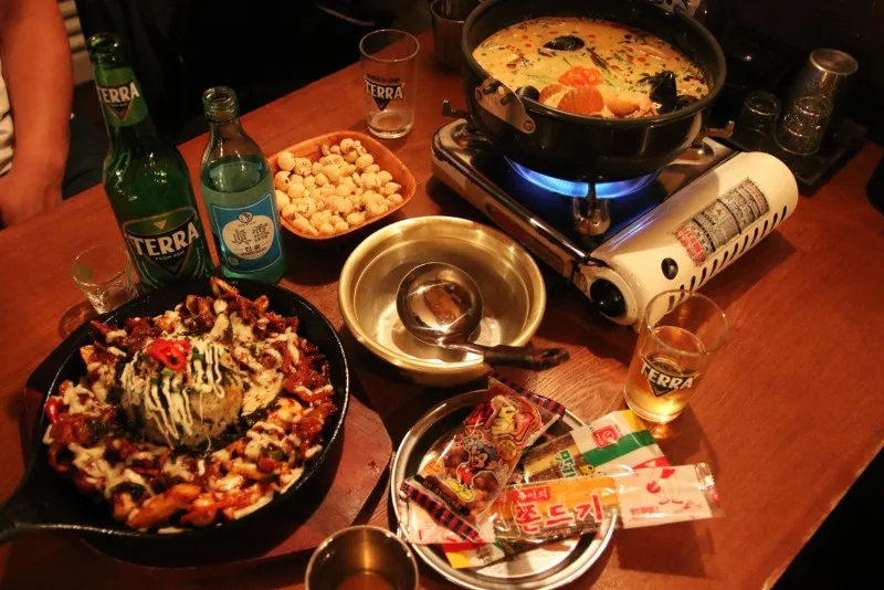 Best Spicy Noodle Soup in Dongseongno - Jeongdeunbam Bonjeom