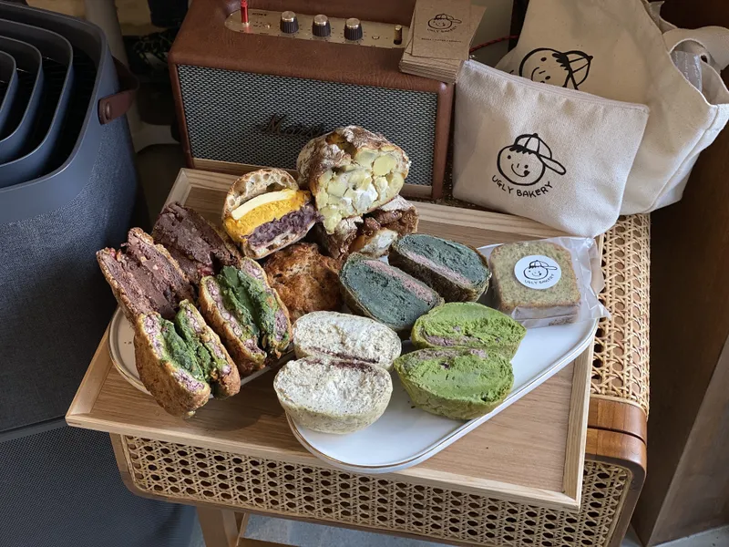 Best Cafe in  - Eogeulli Bakery