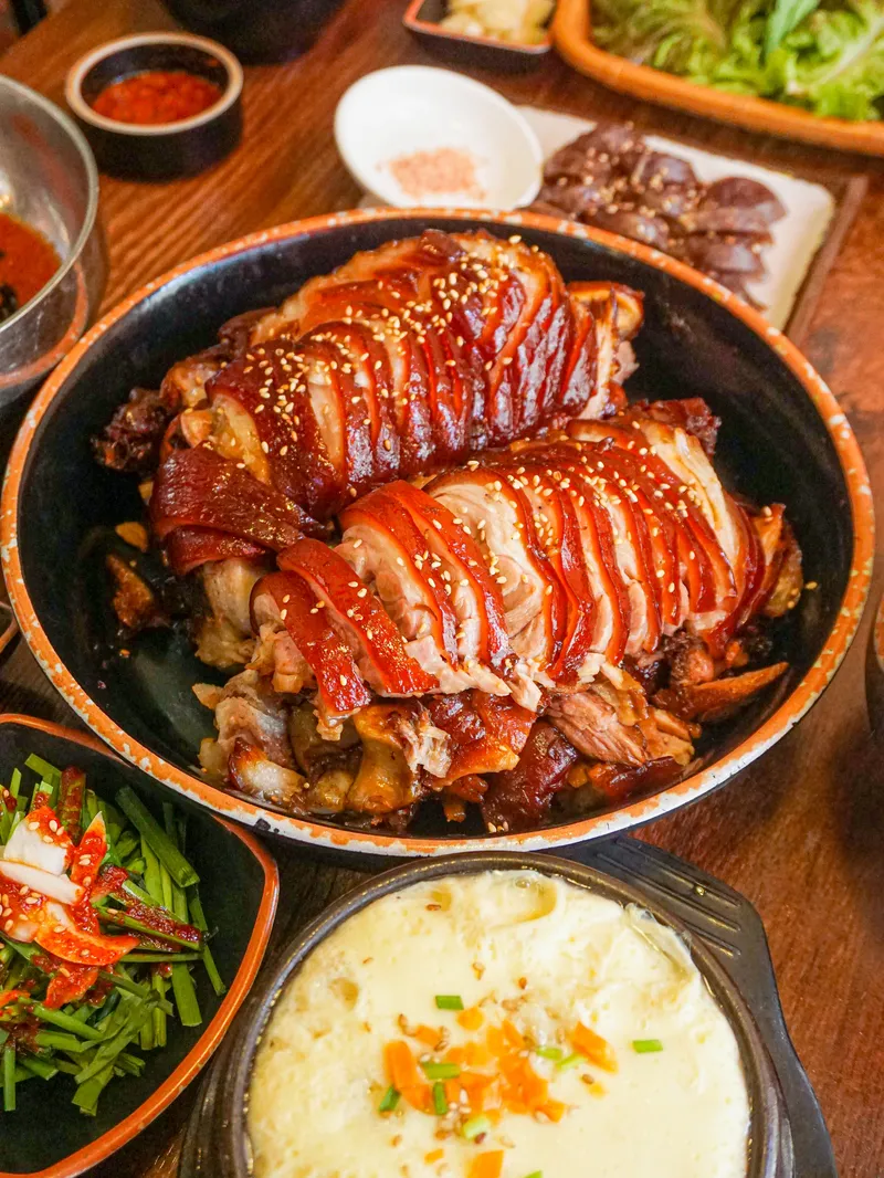 Mejor Pork Dishes en  - 권식족발 성수본점