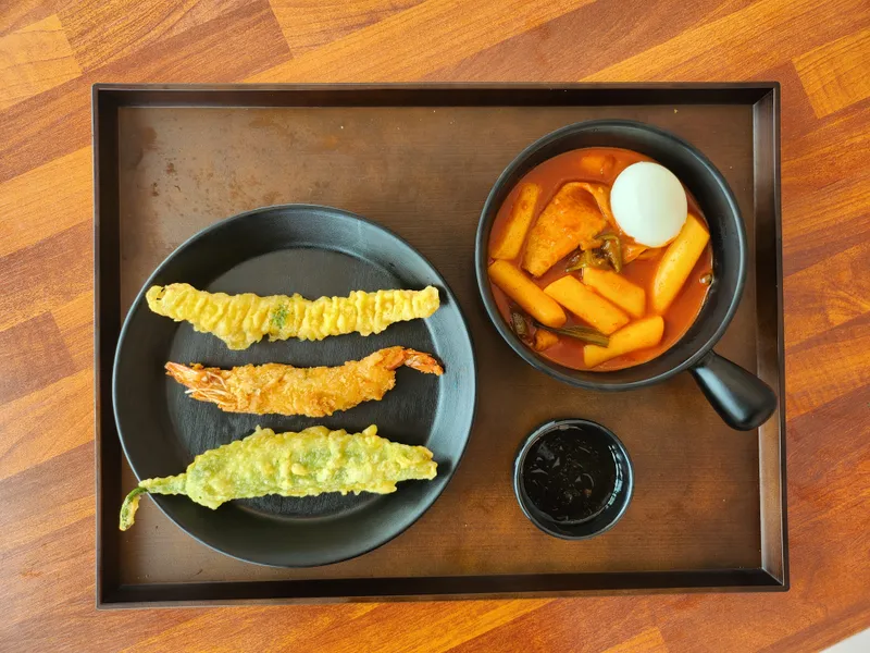 Mejor Tteokbokki en Aewol - 제주한라산분식