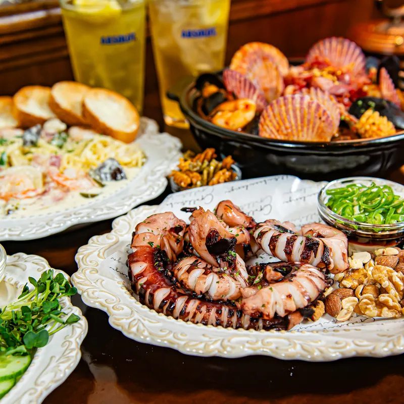 Mejor Chicken en  - 금별맥주 강남신사점