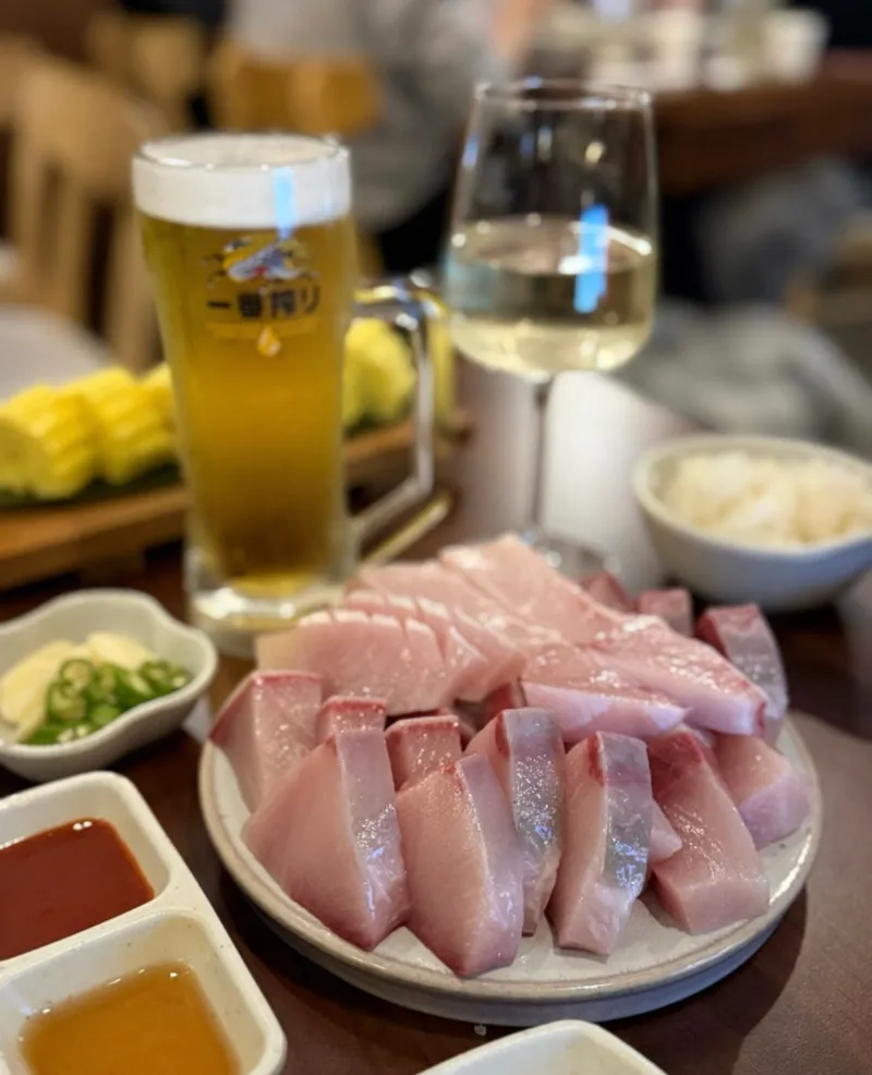 Best Raw fish in Hongdae - Sukseonghoe Hwado