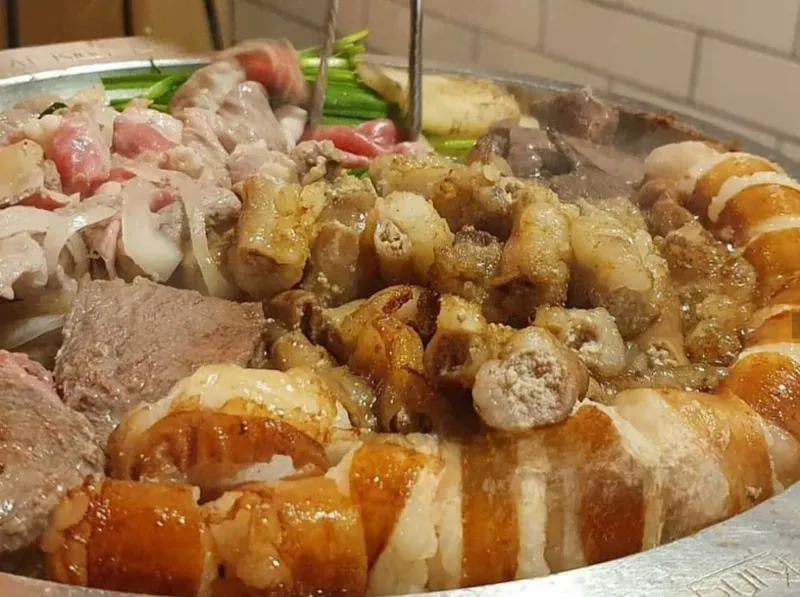 Best Beef Intestines in Yuseong District - Ilho Hwangso Gopchang