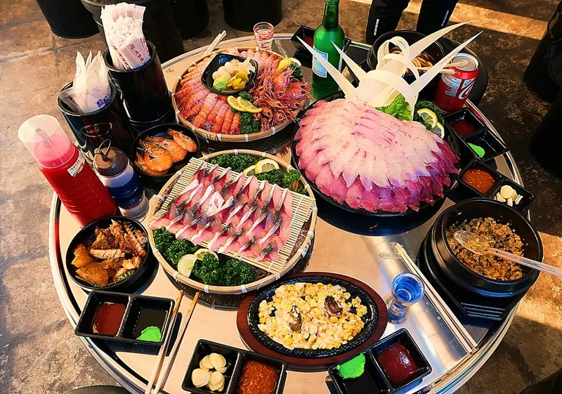 Best Raw Fish in Jungmun - Jungmunhoe Pojang Center Saebyeok Night Market
