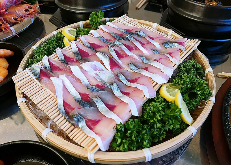 Best Raw Fish in Jungmun - Jungmunhoe Pojang Center Saebyeok Night Market