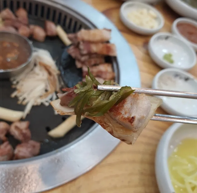 Best Korean Rice Bowl in Dunsan - Matchandeul Wang Sogeum Gui Dunsan Branch