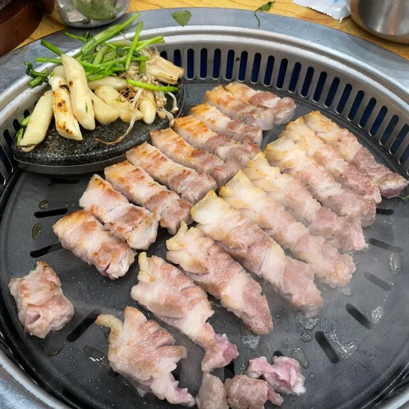 Best Korean Rice Bowl in Dunsan - Matchandeul Wang Sogeum Gui Dunsan Branch