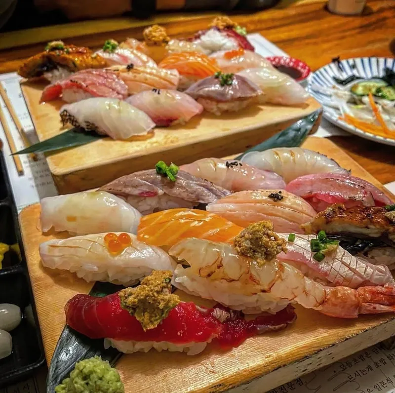 Hukkusushi Sushi