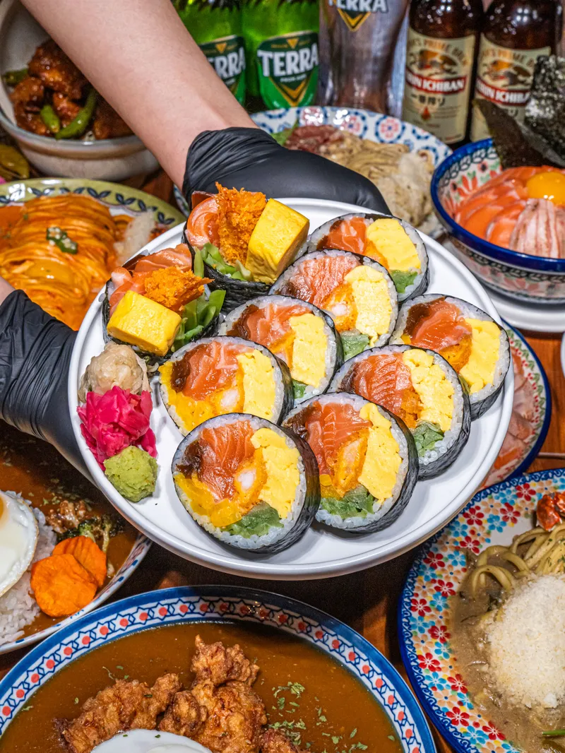 Mejor Sushi en  - 로이로이 연남본점