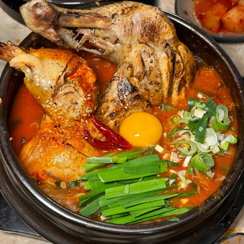 Best Kalguksu in Euljiro - Gyehwajeong Dongdaemun Hyundai City Outlet Branch