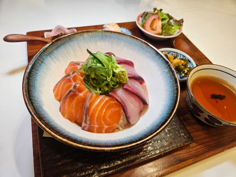 Best Sushi in  - Donggyeong Sanchaek Seokchon Lake