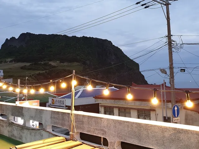 Best chicken in Seongsan - Manong Chicken 5th Branch