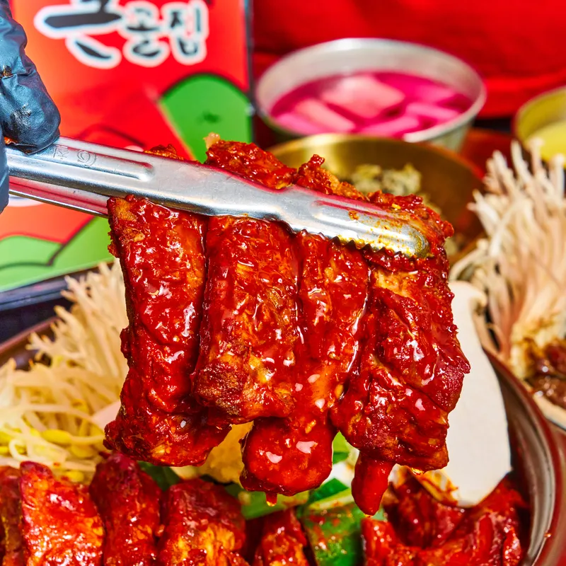 Mejor grilled short ribs en Dunsan - 앞산큰골집 대전둔산점