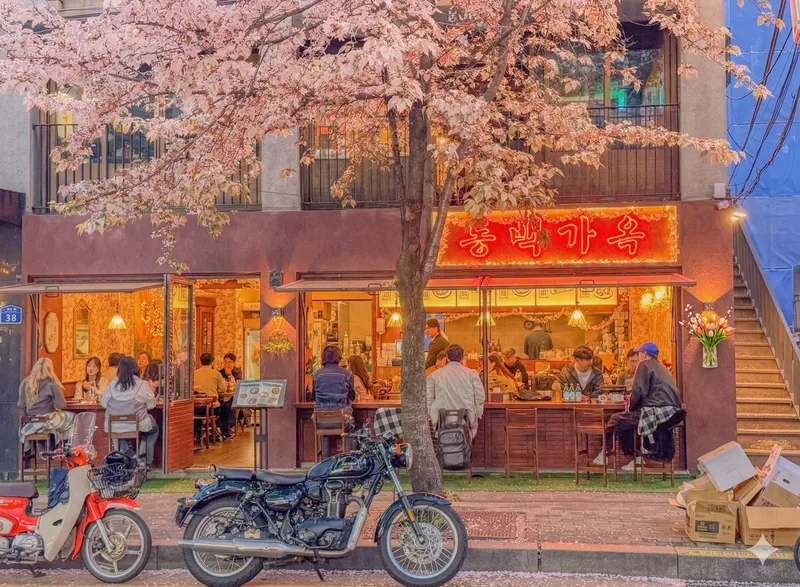 Mejor Jajangmyeon en Hapjeong - 동백가옥 합정점