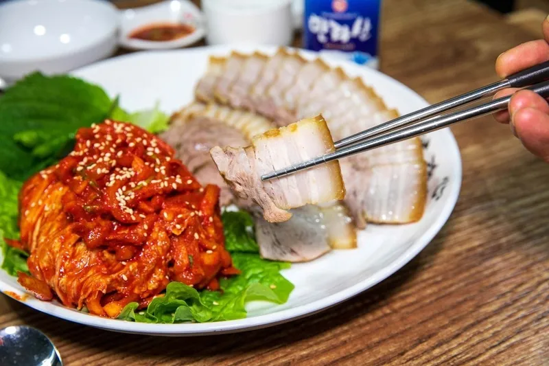 Best Pork Belly in Seongsan - Yonggu Jokbal