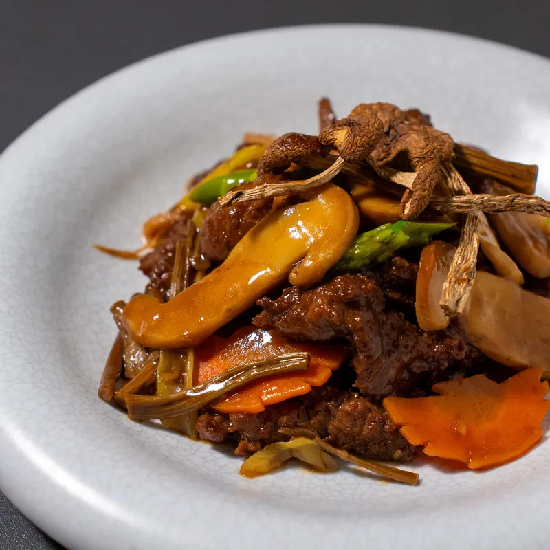 Mejor Korean-style black bean sauce noodles en Itaewon - 차이나룸 몬드리안호텔점
