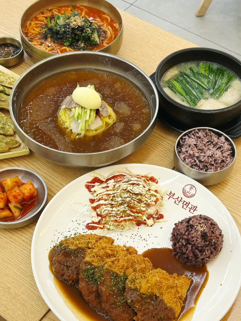 Best Rice Bowl Dish in Dunsan - Busan Myeongwan Dunsan Branch