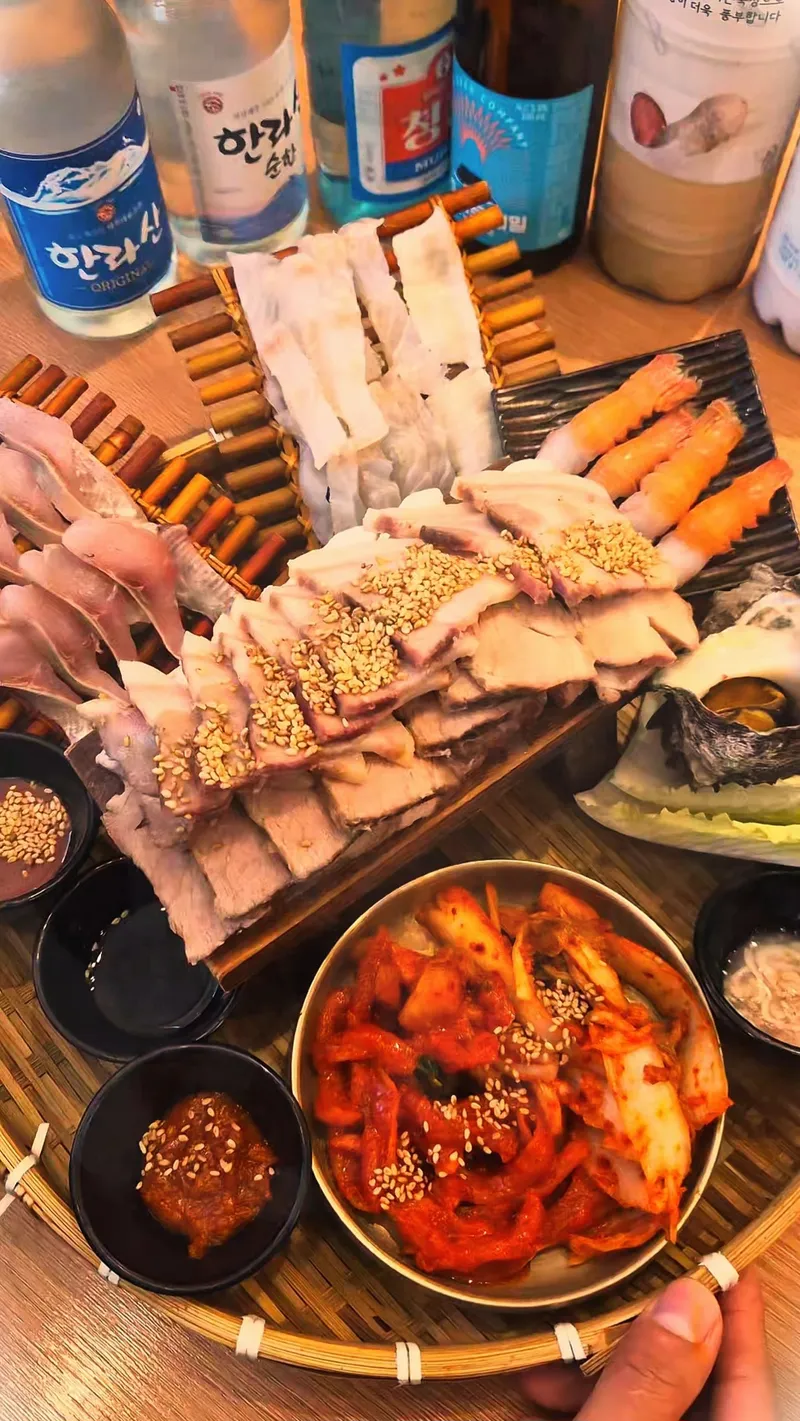 Jejusari Gwanggyo Jikyungjeom