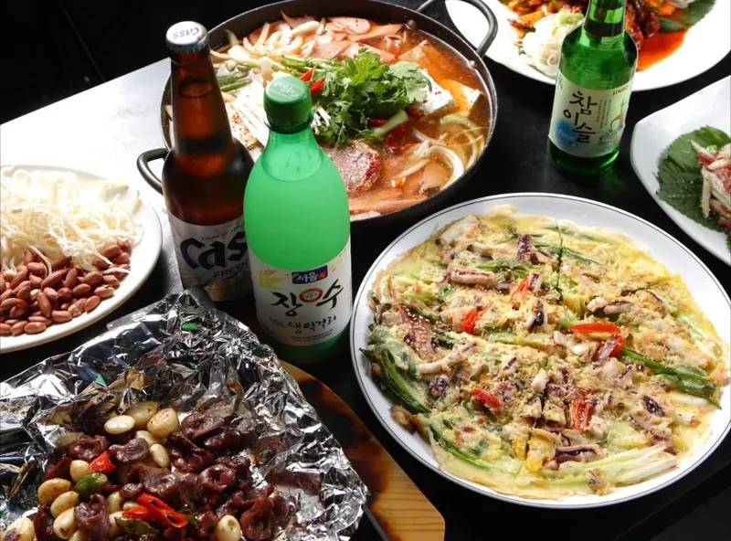 Cheongdamdong Pojangmacha Sinchon Bonjeom
