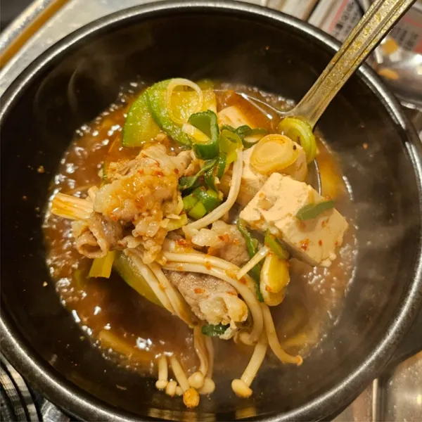Best Noodles in  - Deureomtong Sutbulgui Yeonnam Branch