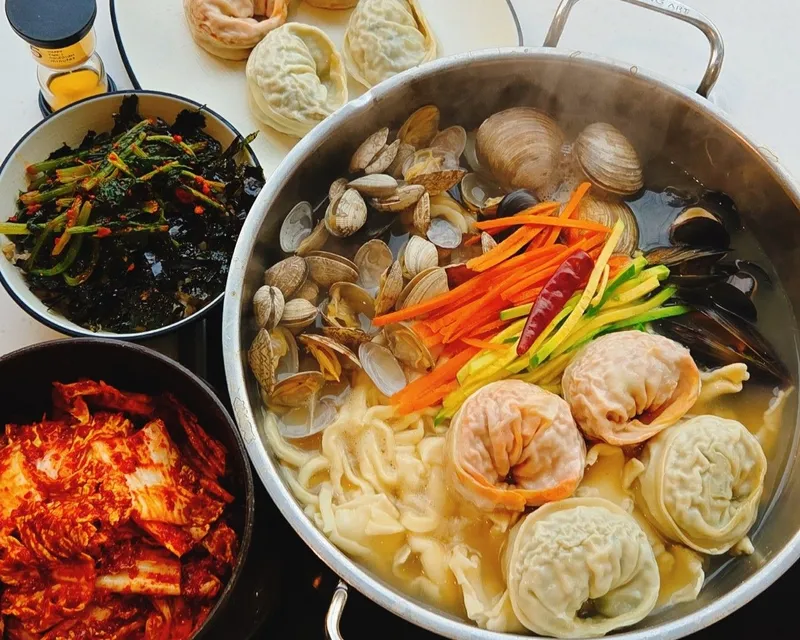 Best Bossam in Bundang - Seohyeon Kalguksu Bossam