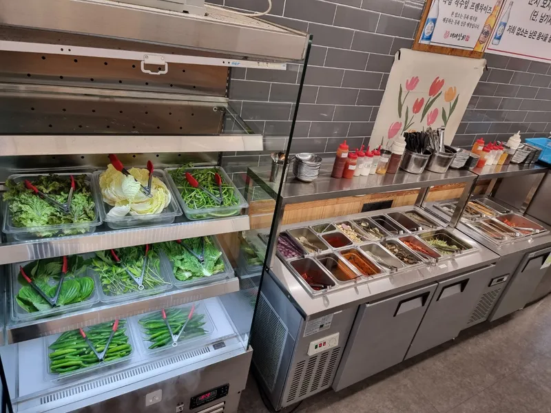 Best Cold Noodle in Mangwon - Daepae Sanghoe