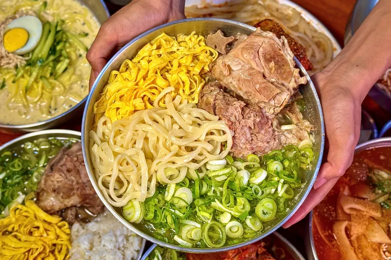 Best Hand-pulled Noodle Soup in Suseong-gu - Gilcheon Insaengmyeonok Beomeo Bonjeom