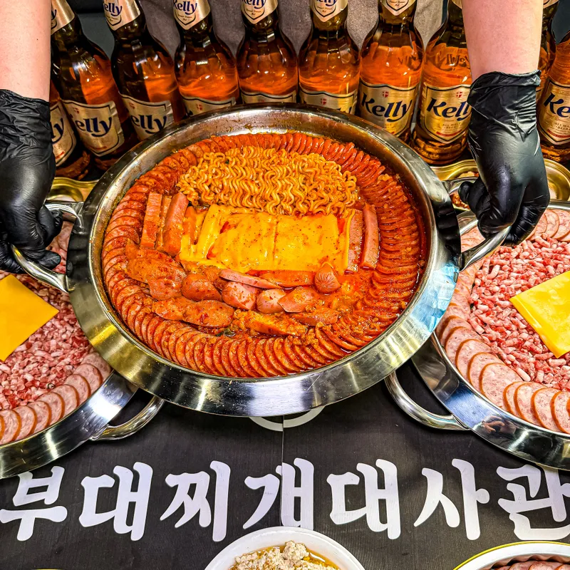 Mejor Spicy Stew en Seolleung - 부대찌개대사관 선릉직영점