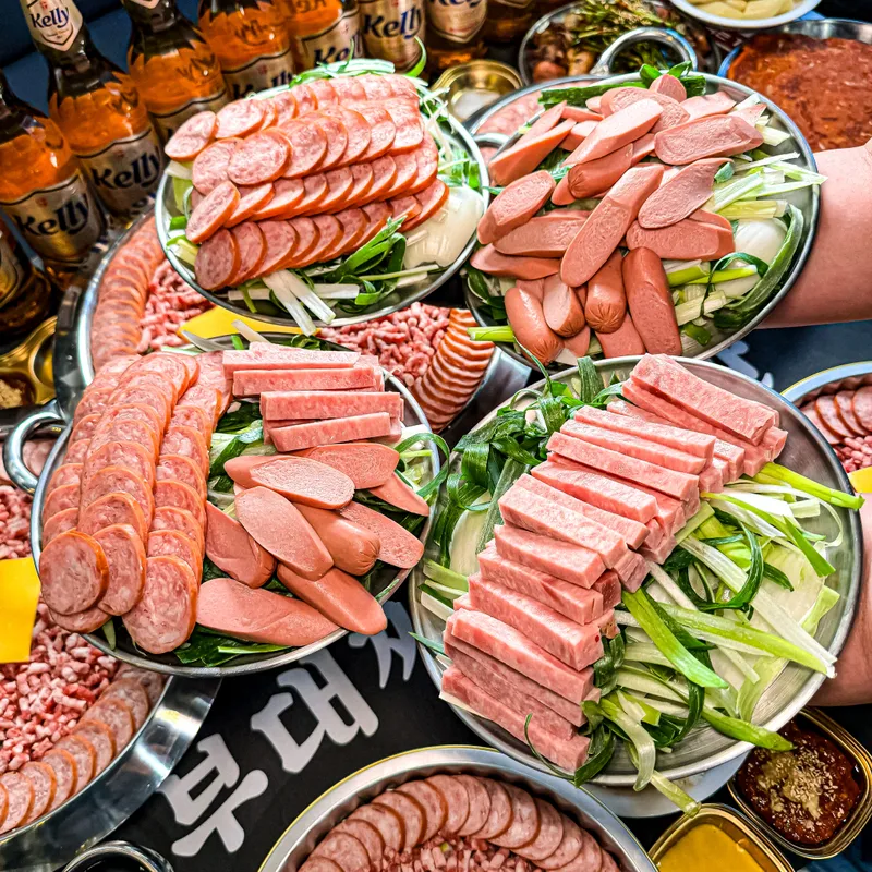 Mejor Spicy Stew en Seolleung - 부대찌개대사관 선릉직영점