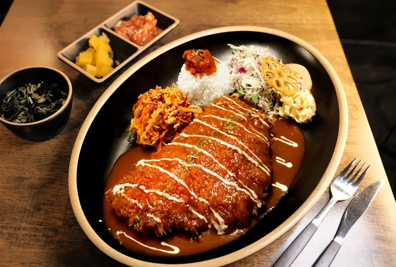 Mugong Donkkaseu Seongsu Emart Branch