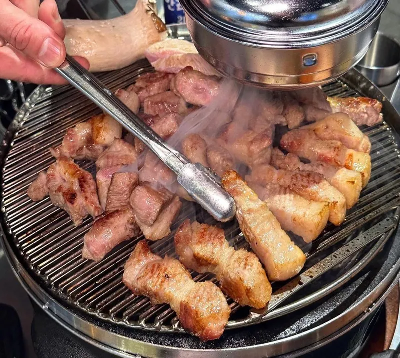 Best Marinated Pork Belly in Jamsil - Pyoheon Sikdang Bangi Branch