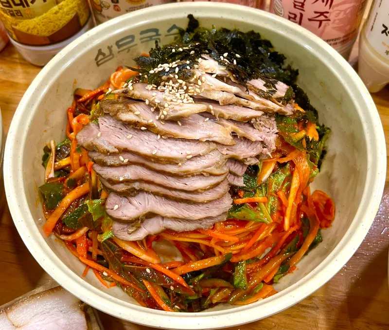Best Cold Noodle Soup in Seongsan - Sammu Guksu 2nd Branch