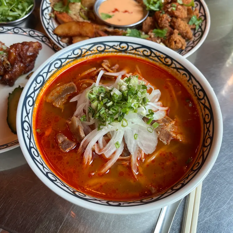 Mejor Gopchang en  - 분짜라붐 남포점