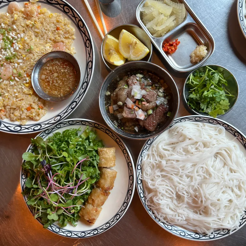 Mejor Gopchang en  - 분짜라붐 남포점