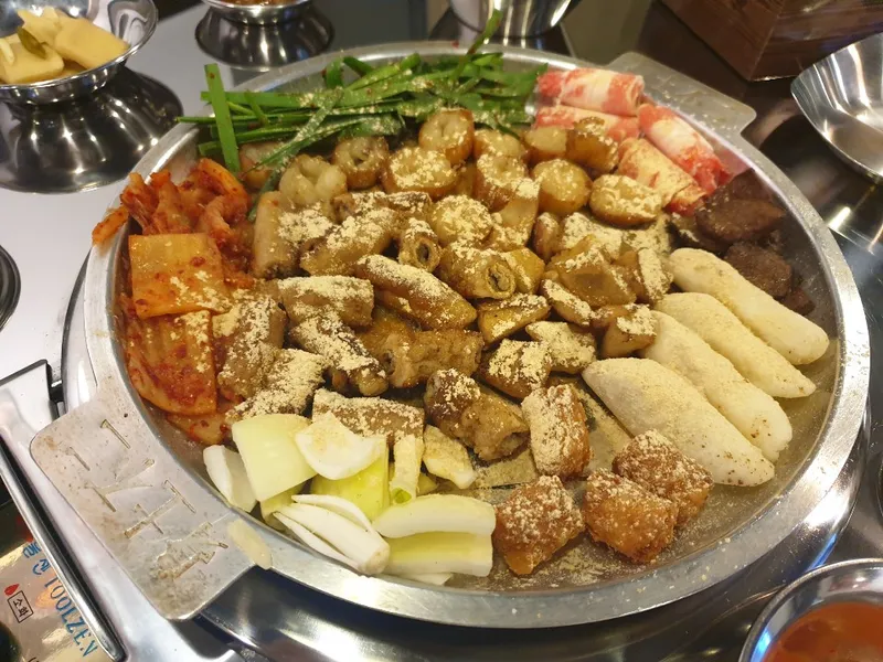 Best Intestine dish in Hongdae - Ppulnan Hwangso Gopchang Hongdae Branch