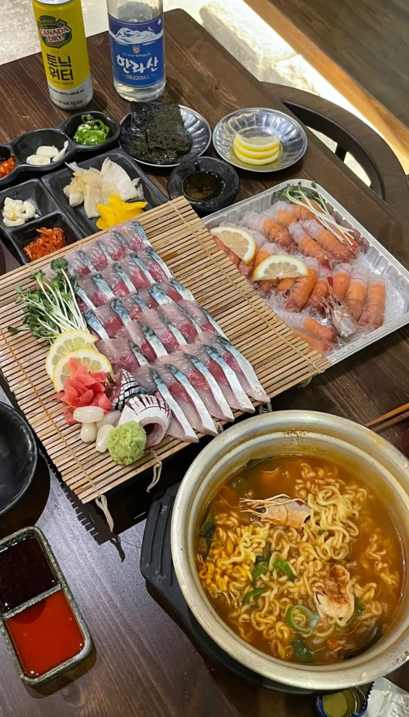 Mejor Sashimi en Jeju City - 훈남횟집 훈남농수산마트