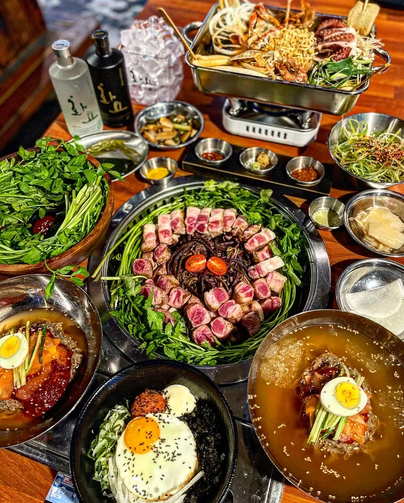 Mejor Grilled Pork Belly en Seomyeon Jeonpo - 구덕포끝집고기 서면전포점