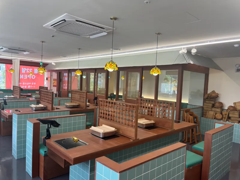 Best BBQ in Yeouido - Bangipyeonbaek Yukbunsamsip Yeouido Main Branch