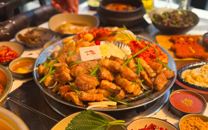Best Pork Ribs in Seomyeon - Busan Chamsut Jangjakgui Nakhwa