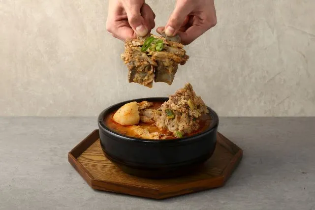 Best Soup & Stew in  - Ojunine Gamjatang Sinyongsan Branch