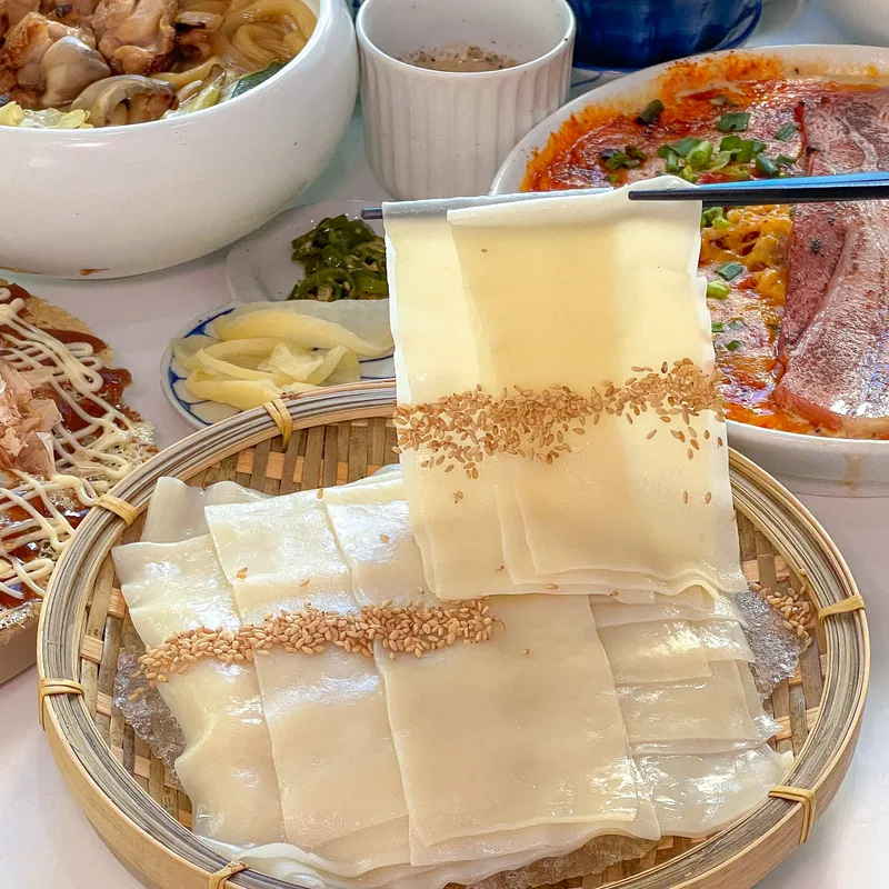 Mejor Sushi en  - 요미우돈교자 강남점