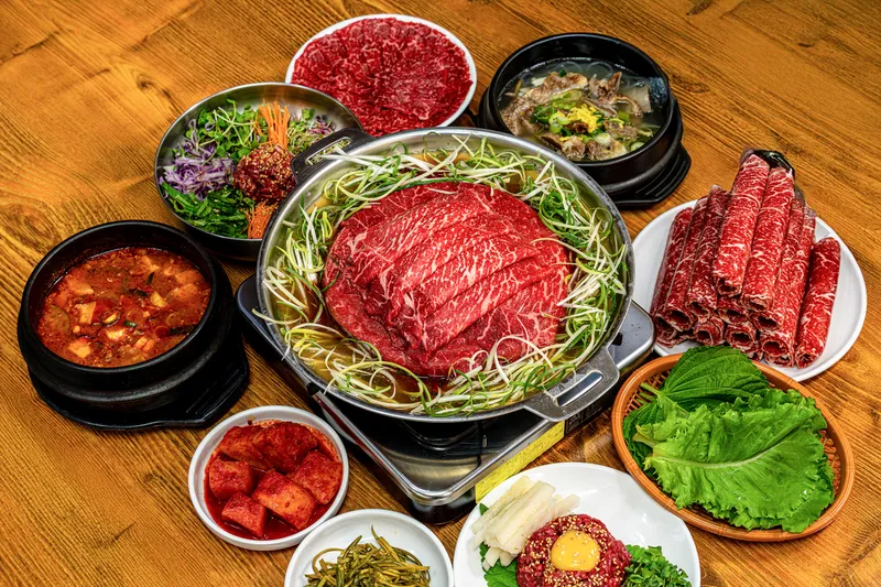 Mejor Mixed Rice with Vegetables en Suwon - 팔육정육식당