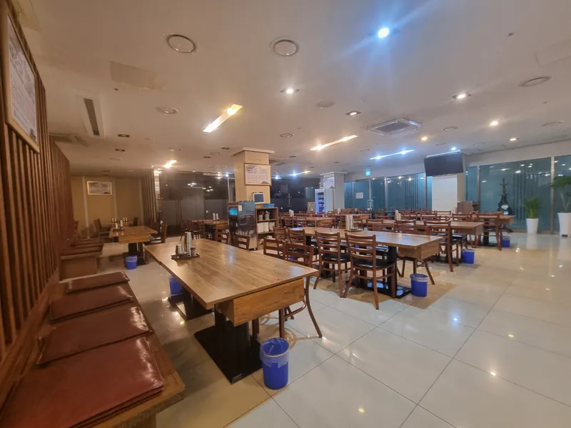 Ugachon Seolleongtang