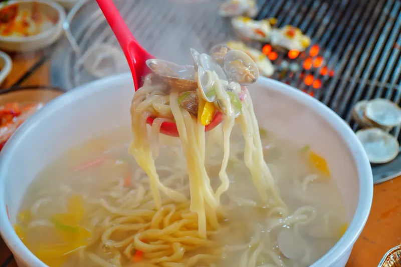 Mejor Raw Fish en Haeundae Beach - 선창횟집