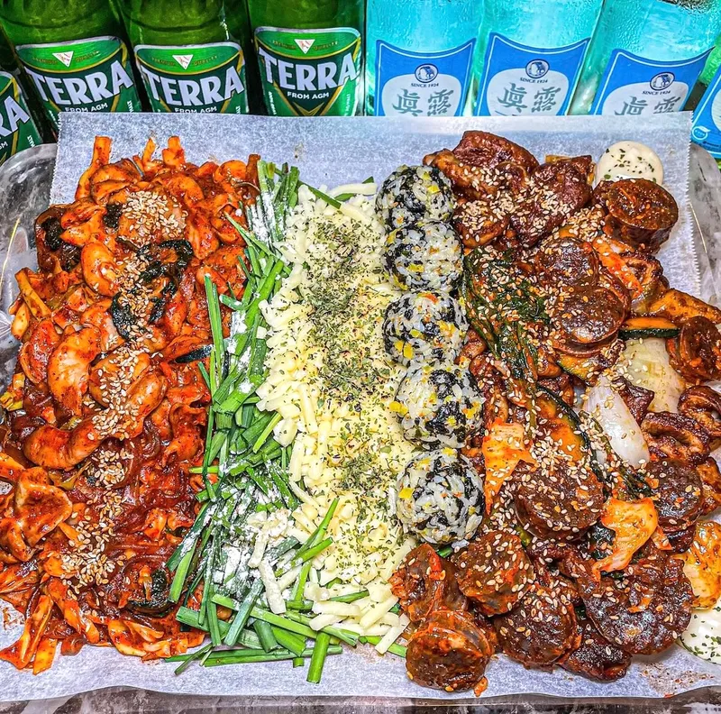 Samkki Makchang Cheonho Bonjeom