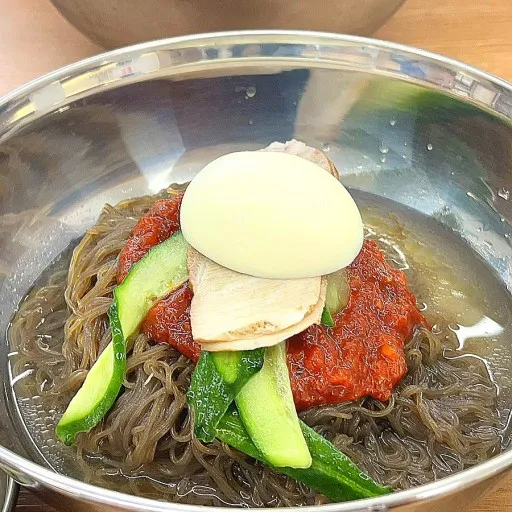 Best Cold Noodle in Jamsil - Haeju Naengmyeon Bonjeom