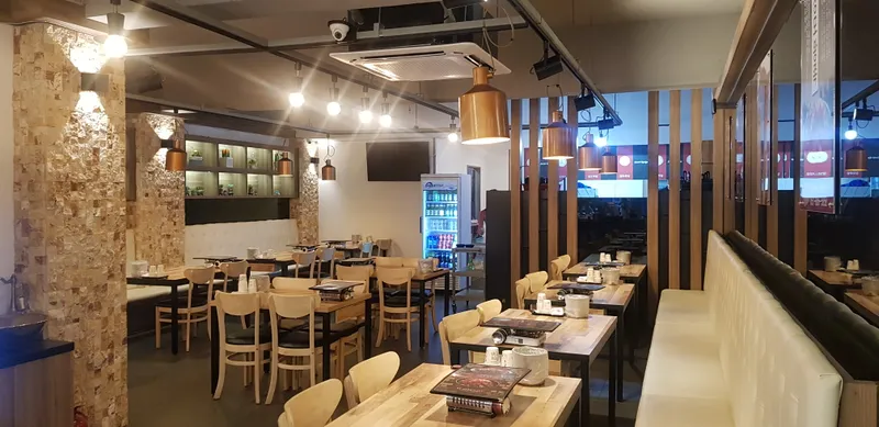 Best Pork Knuckle in Dongpo - Jangmo Jokbal Seomyeon Branch