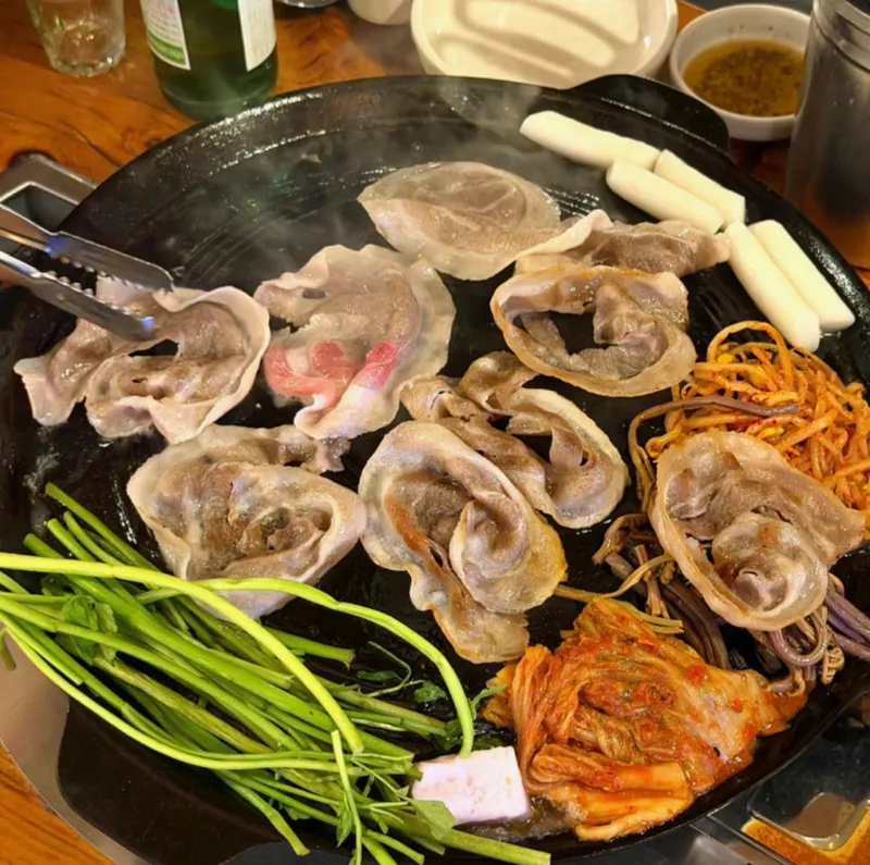 Best Grilled Meat in Jeonju Guest House Area - Gohyangyeok Jeonju Gaeksa Bonjeom
