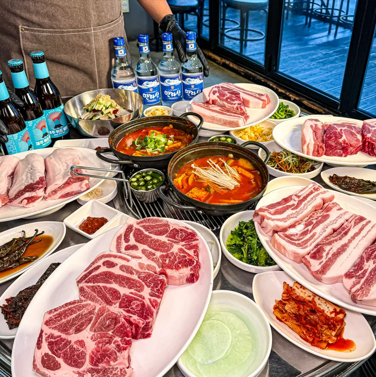 Donsadon Gangdong Jikyungjeom