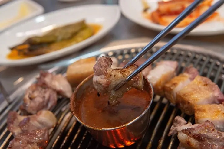 Mejor Korean BBQ en  - 돈사돈 강동직영점